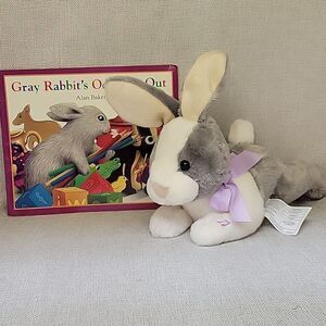 Avon 2015 White & Gray Easter Bunny Musical Animal Plush Everybody Dance Works!